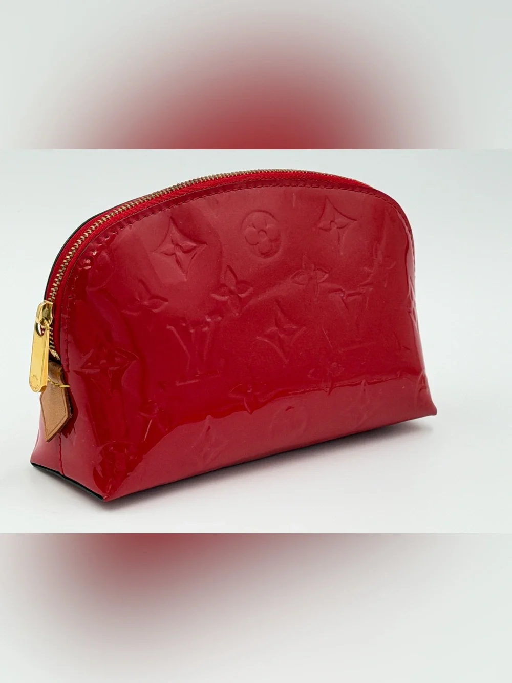 Louis Vuitton Red Vernis Monogram Cosmetic Pouch with Dust Bag and Entrupy COA - Picture 2 of 16